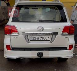 تۆیۆتا لاند کروزەر
